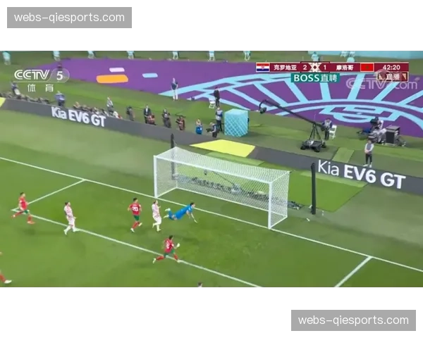 “人物专访：布莱顿定位球教练详解其‘多触点’任意球进攻体系构建思路”